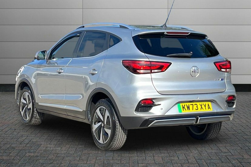 MG ZS 72.6Kwh Trophy Connect Long Range Suv Silver #3