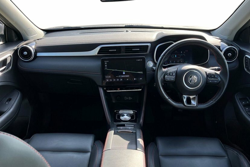 MG ZS 72.6Kwh Trophy Connect Long Range Suv Silver #6