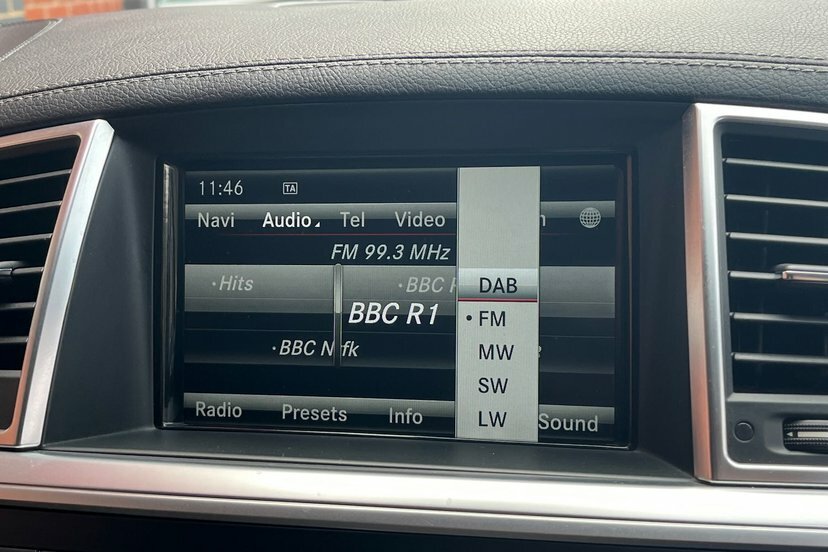 Mercedes-Benz M Class 2.1 Ml250 Bluetec Sport White #28