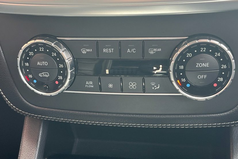 Mercedes-Benz M Class 2.1 Ml250 Bluetec Sport White #24