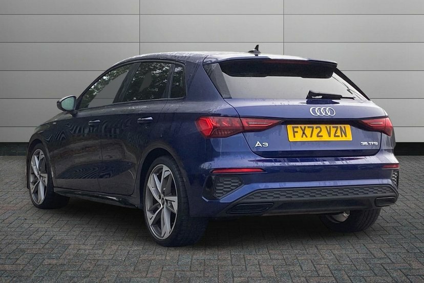 Audi A3 1.5 Tfsi 35 Edition 1 Sportback Blue #3