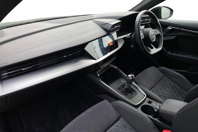 Audi A3 1.5 Tfsi 35 Edition 1 Sportback Blue #2