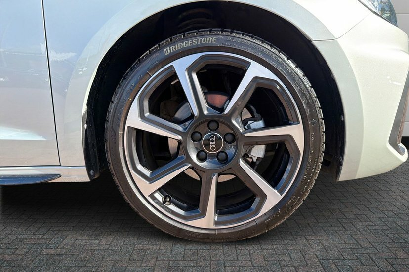 Audi A1 1.0 Tfsi 30 Black Edition Sportback S T Silver #5