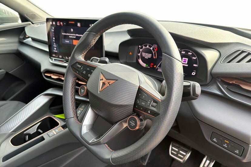 Cupra Terramar 1.5 Etsi V2 Suv Hybrid Dsg 150 Ps White #6