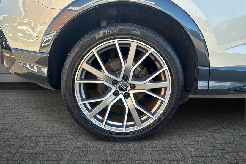 Audi Q3 1.5 Tfsi Cod 35 Vorsprung Sportback S T Silver #5
