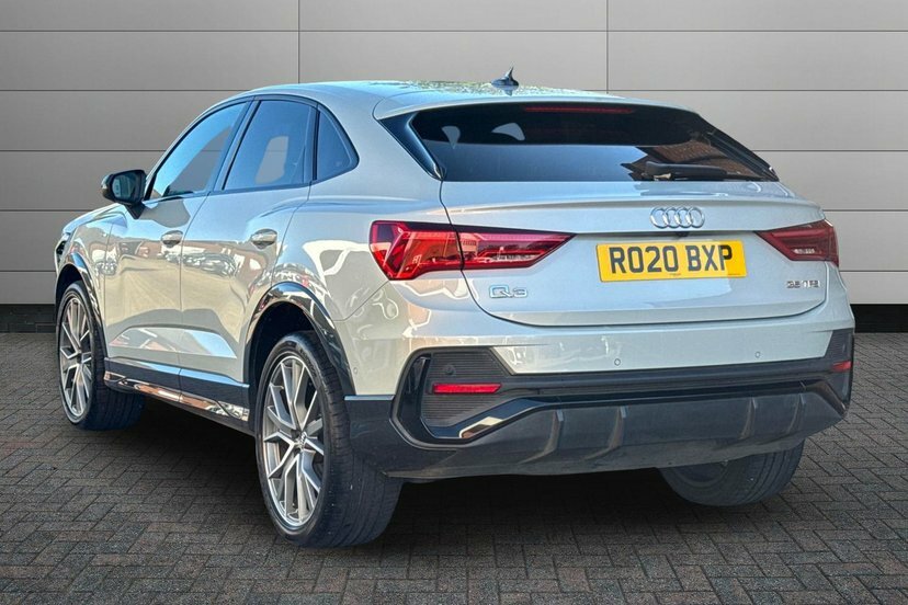 Audi Q3 1.5 Tfsi Cod 35 Vorsprung Sportback S T Silver #3