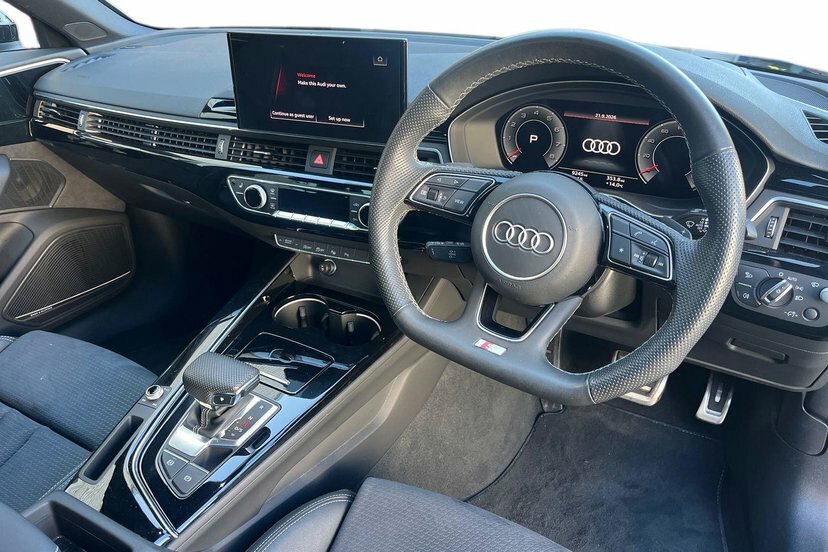 Audi A4 2.0 Tfsi 40 Black Edition Saloon S Tron Black #6