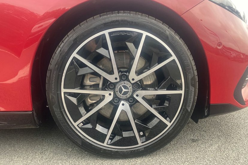 Mercedes-Benz CLA Class Cla250 Amg Line Premium Edition Red #4