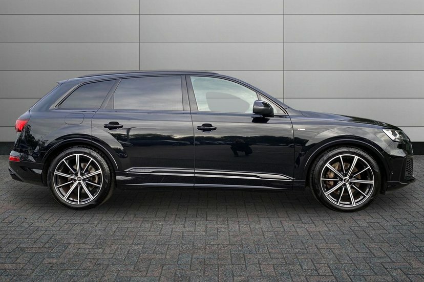Audi Q7 3.0 Tfsi V6 55 Black Edition Suv Tiptro Black #4