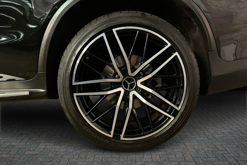 Mercedes-Benz GLC Class Glc 43 Amg 4Matic Premium Plus Coupe AP70UDK Black #4