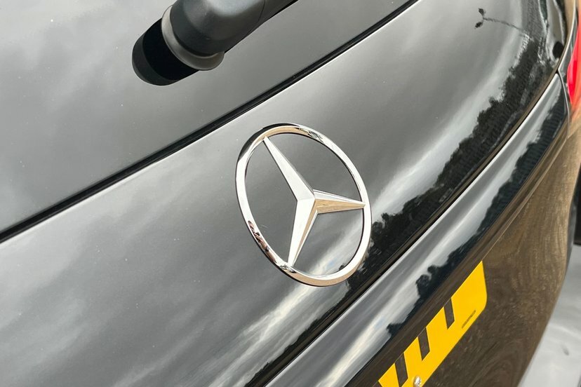 Mercedes-Benz GLC Class Glc 220 D 4Matic Amg Line Premium Blue #22