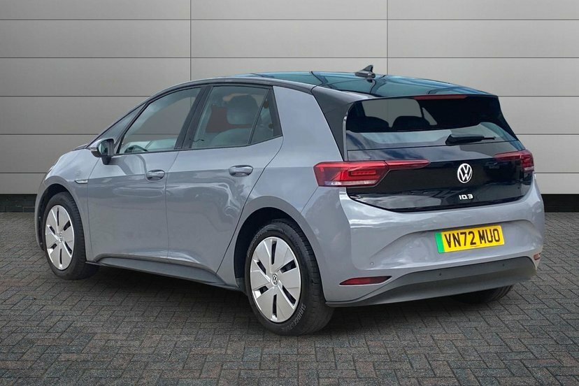 Volkswagen ID.3 Pro 58Kwh Life Hatchback 145 Ps Black #3
