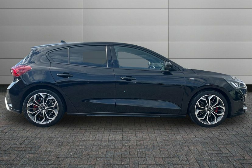 Ford Focus 1.0T Ecoboost St-line X Hatchback Manua Black #4