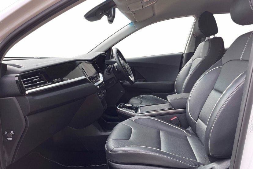 Kia e-Niro 64Kwh 4 Suv 201 Bhp White #2
