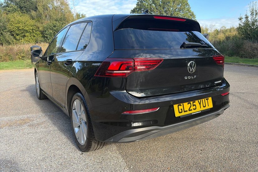Volkswagen e-Golf 1.5 Tsi Ehybrid 19.7Kwh Match Hatchback Blue #16