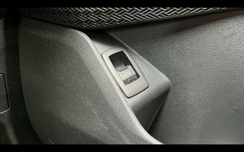 BMW iX1 Ix1 Xdrive30 M Sport White #26
