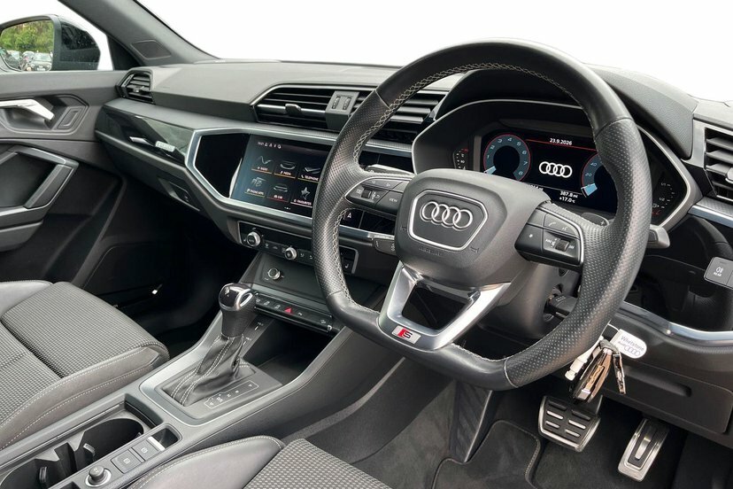 Audi Q3 2.0 Tfsi 40 Black Edition Sportback S T Grey #6