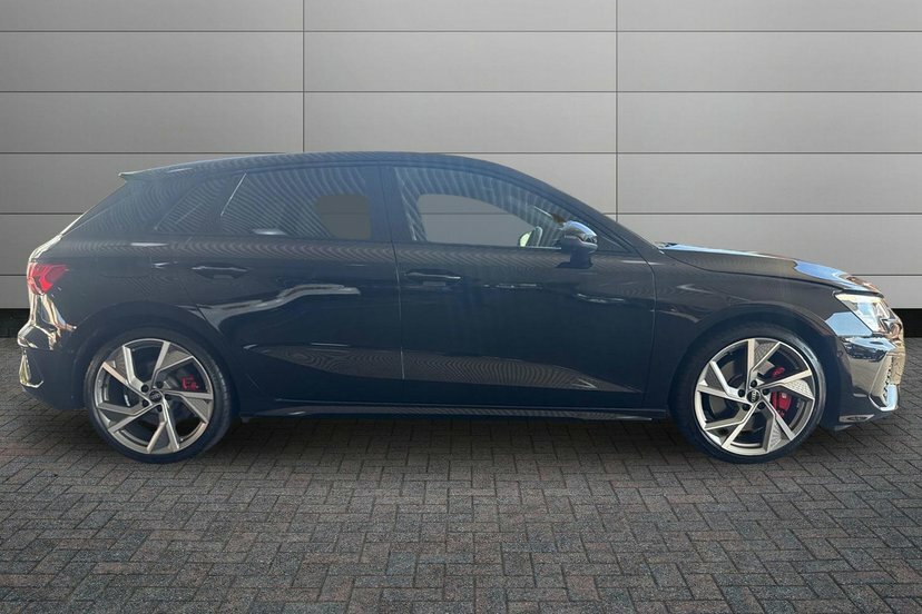Audi S3 2.0 Tfsi Black Edition Sportback S Tron Black #4