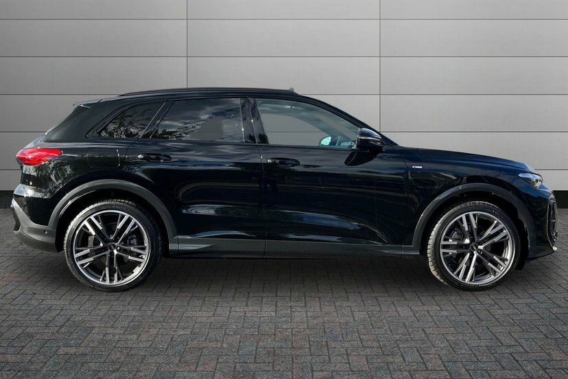 Audi Q5 2.0 Tfsi Black Edition Suv S Tronic Qua Black #4