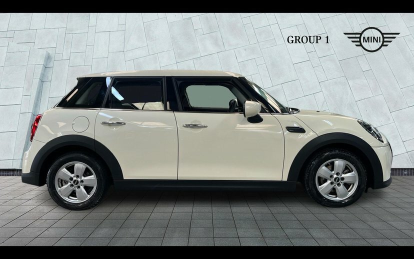 Mini Hatch 5-Door Hatch Cooper Classic GX72NXF White #3