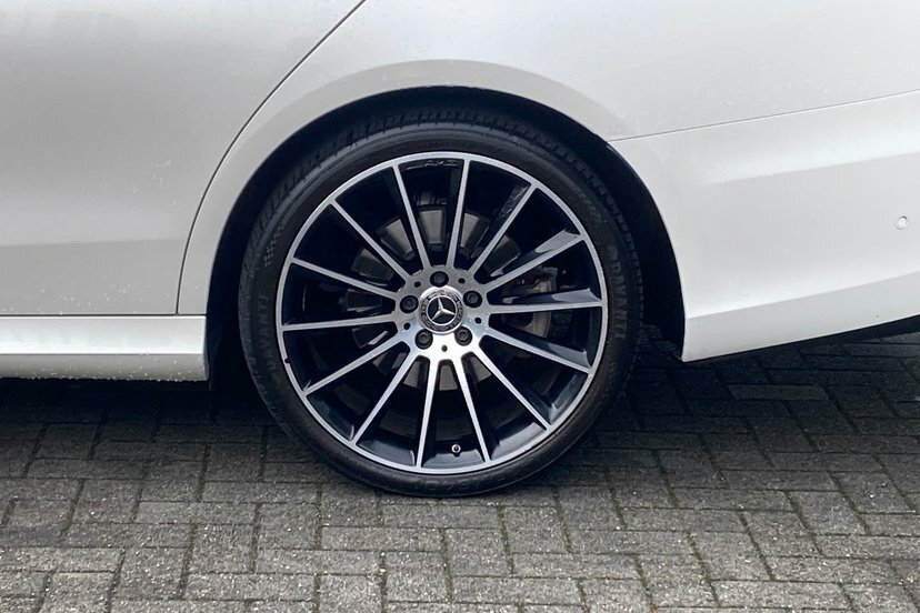 Mercedes-Benz E Class E220d 200 Amg Line Night Ed Prem 9G-tronic 20 Black #4