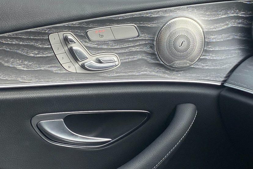 Mercedes-Benz E Class E220d 200 Amg Line Night Ed Prem 9G-tronic 20 Black #30