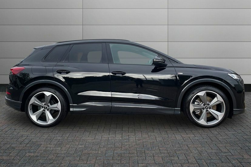 Audi Q4 E Tron 45 Black Edition Suv Quattro 82K Black #4