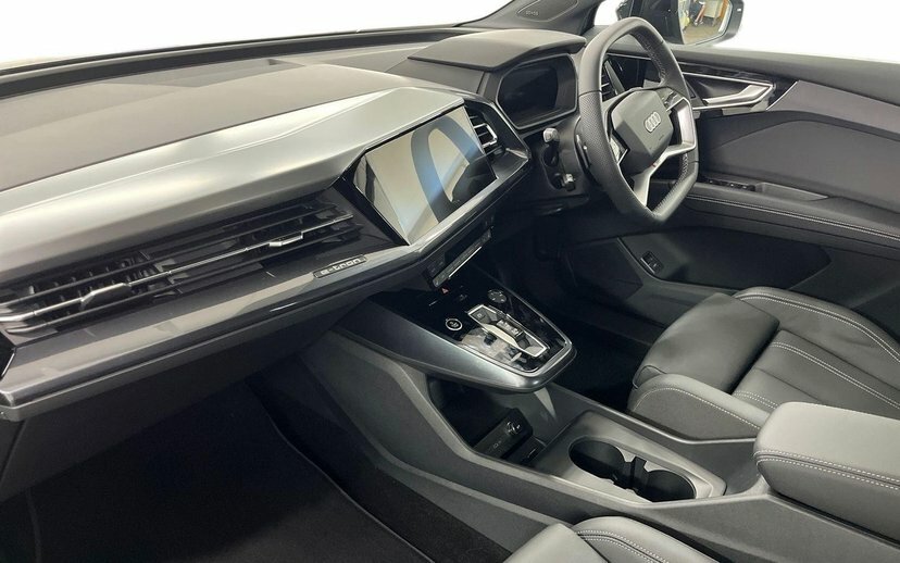Audi Q4 E Tron 45 Black Edition 82Kwh Grey #2