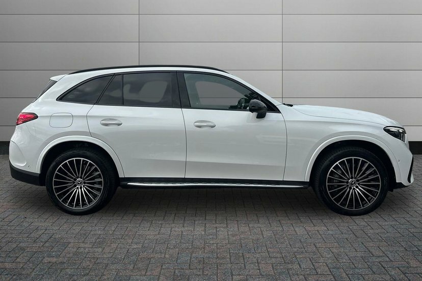 Mercedes-Benz GLC Class Glc300de Amg Line Premium Plus White #3