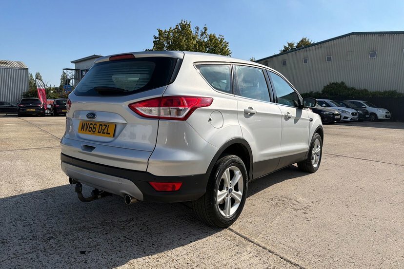 Ford Kuga 2.0 Tdci 180 Titanium Sport 2016 Red #15