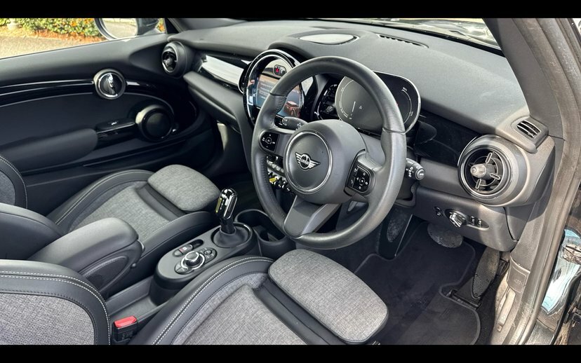 Mini Hatch Level 2 Black #6