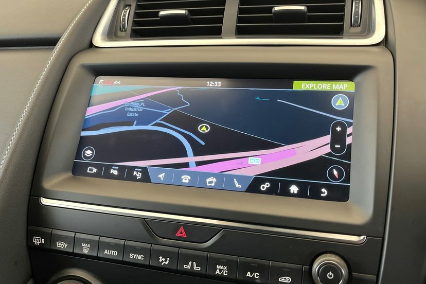 Jaguar E-Pace R-dynamic Grey #11