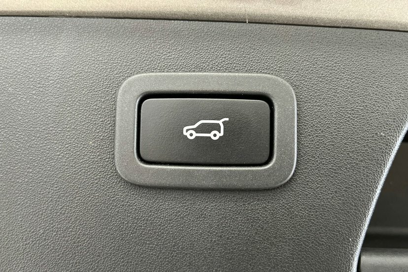 Jaguar E-Pace R-dynamic Grey #30