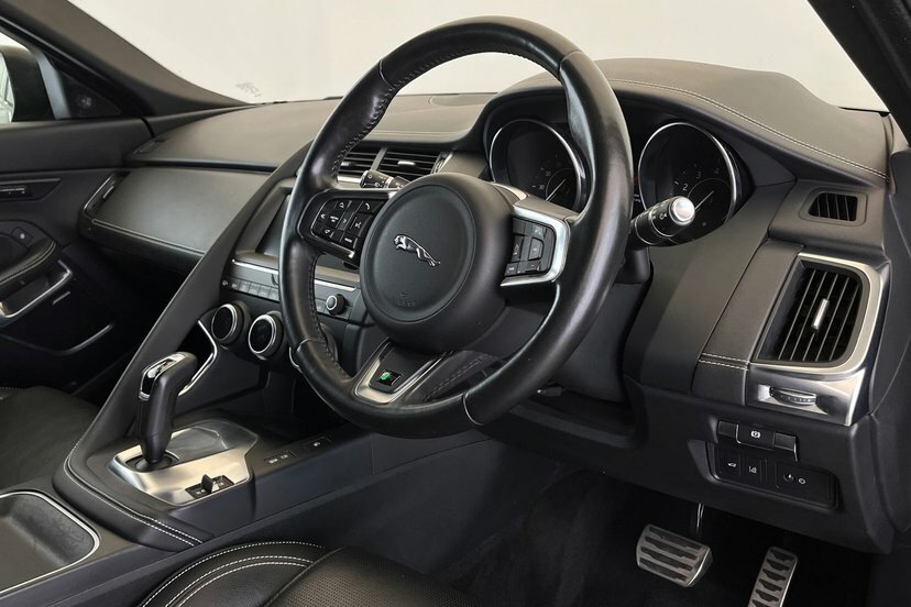 Jaguar E-Pace R-dynamic Grey #28