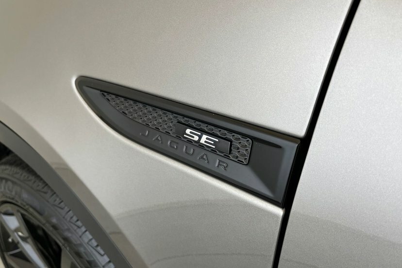 Jaguar E-Pace R-dynamic Grey #20