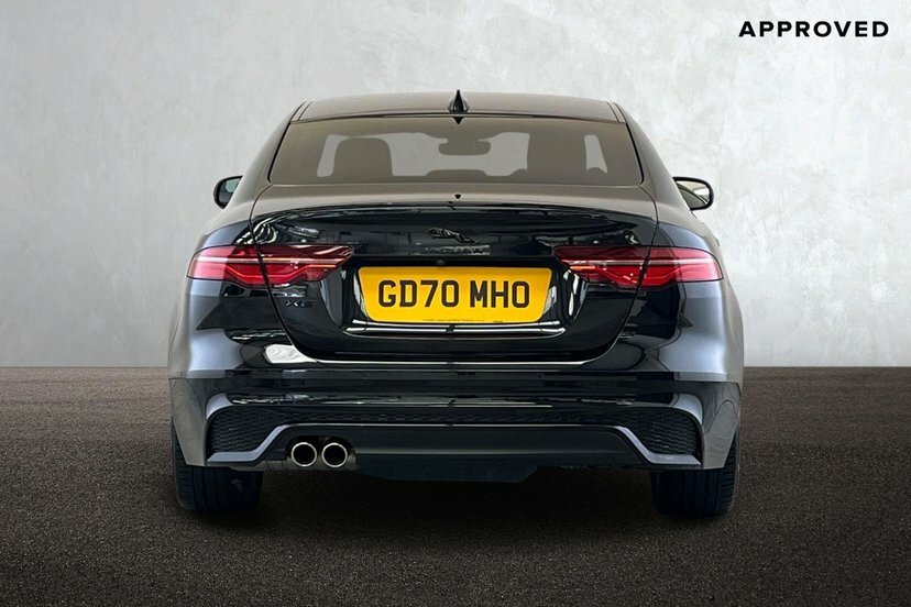 Jaguar XE 2.0 D200 Mhev R-dynamic Black Saloon Au Black #6