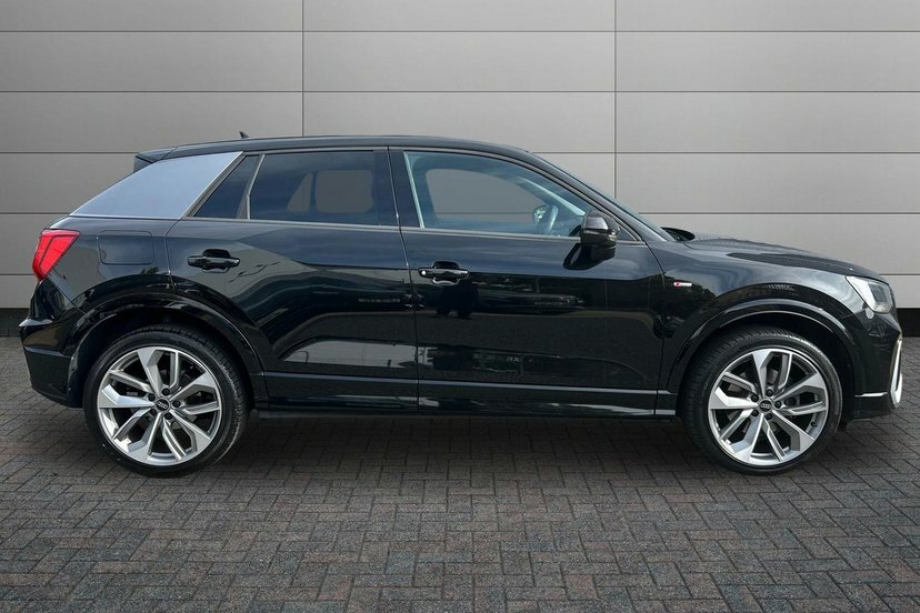 Audi Q2 1.5 Tfsi Cod 35 S Line Suv S Tronic 15 Black #4