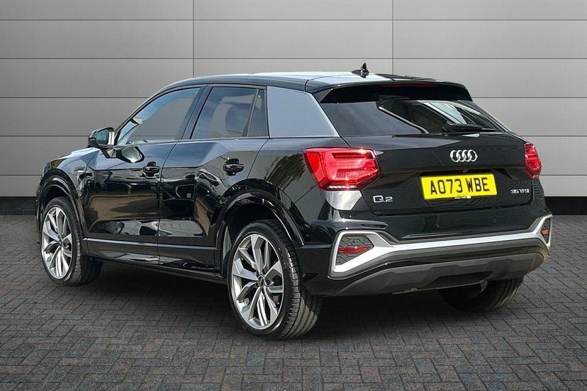 Audi Q2 1.5 Tfsi Cod 35 S Line Suv S Tronic 15 Black #3