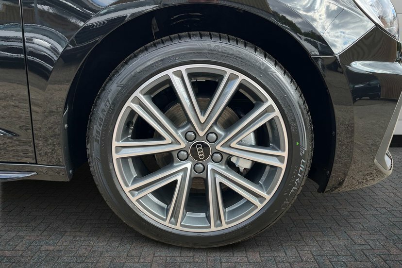 Audi A1 1.0 Tfsi 30 S Line Sportback S Tronic Black #5