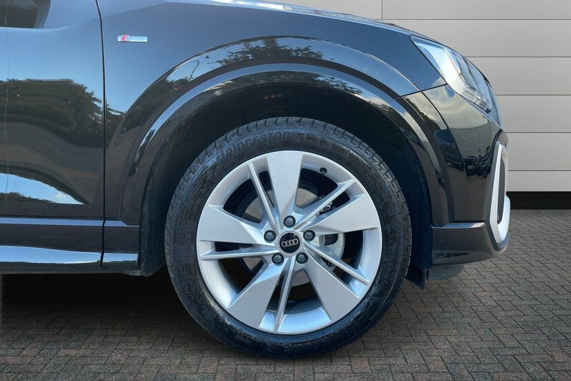 Audi Q2 1.5 Tfsi Cod 35 S Line Suv S Tronic 15 Black #5