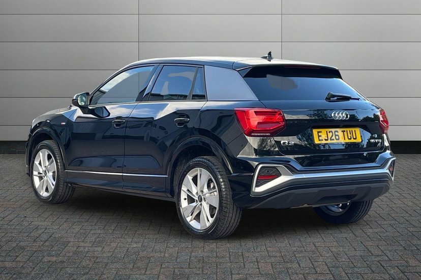 Audi Q2 1.5 Tfsi Cod 35 S Line Suv S Tronic 15 Black #3