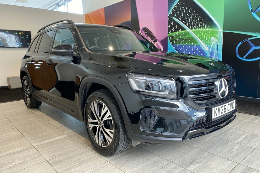 Mercedes-Benz GLB Class Glb350 85Kwh Amg Line Premium Plus Suv Elect Red #13