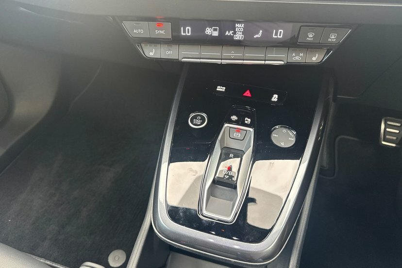 Audi Q4 E Tron 40 S Line Sportback 82Kwh 204 P Black #20