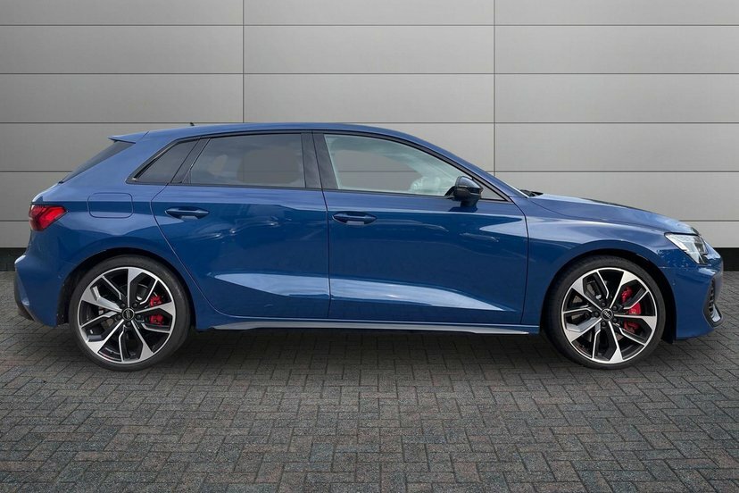 Audi S3 2.0 Tfsi Black Edition Sportback S Tron Blue #4