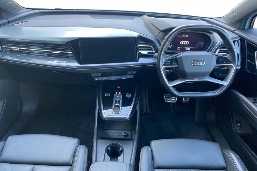 Audi Q4 E Tron 40 Sport Suv 82Kwh 204 Ps Grey #9