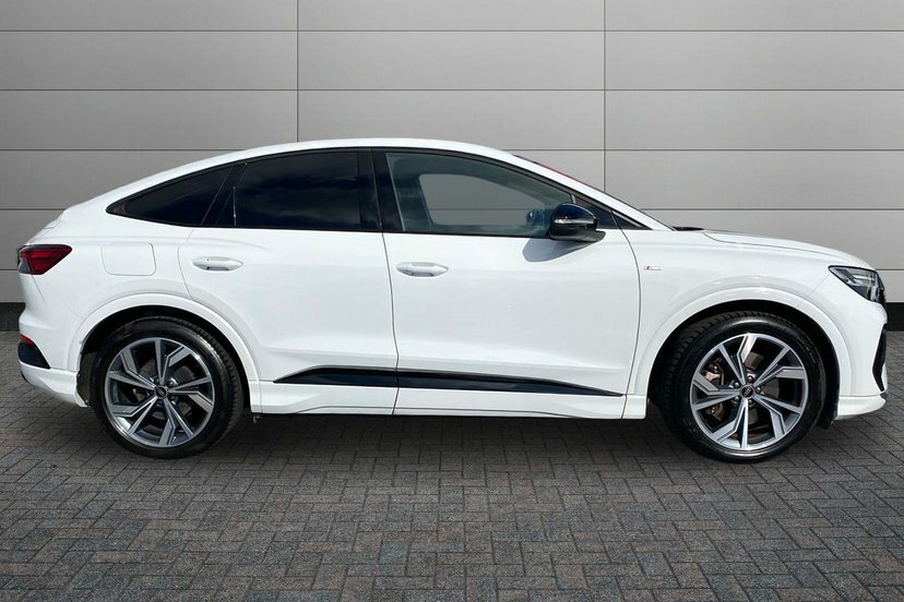 Audi Q4 E Tron 50 Edition 1 Sportback Quattro 8 White #4