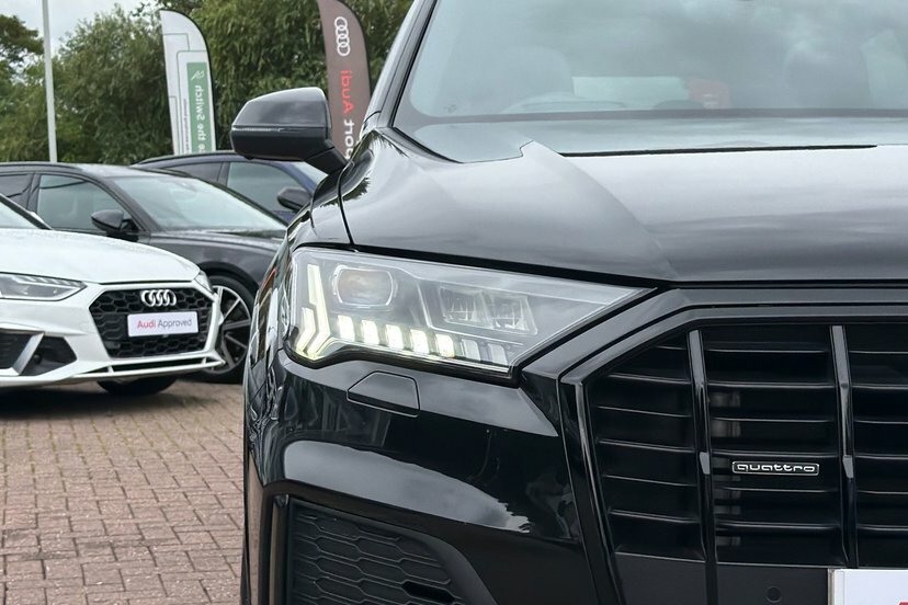 Audi Q7 55 Tfsi Quattro Black Edition Tiptronic Cs Black #30