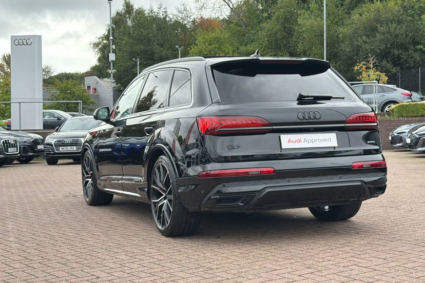 Audi Q7 55 Tfsi Quattro Black Edition Tiptronic Cs Black #18