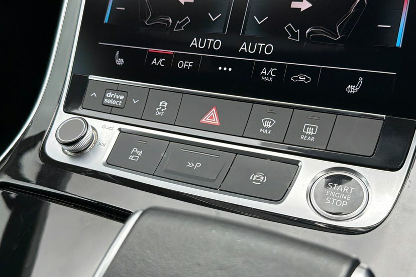 Audi Q7 55 Tfsi Quattro Black Edition Tiptronic Cs Black #51