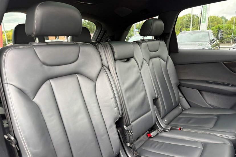 Audi Q7 55 Tfsi Quattro Black Edition Tiptronic Cs Black #39